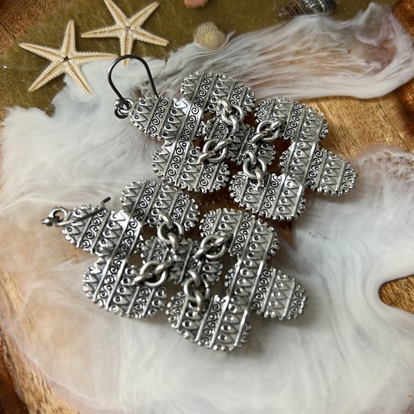 🖤Abalone shell based statement earrings - Picture 6 of 11